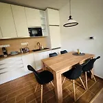 Servatius Apartament *