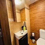 Servatius Apartament *